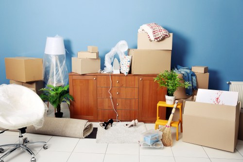 Unpacking services offered by Tommy Removals