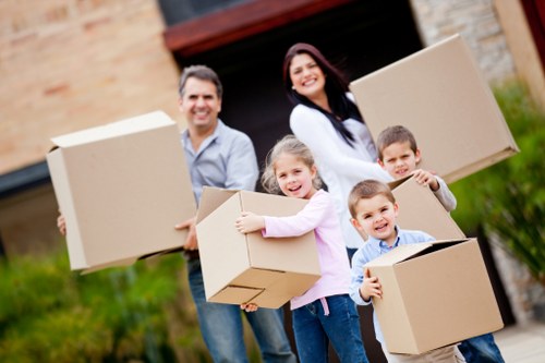 Cost-effective moving solutions in Lee